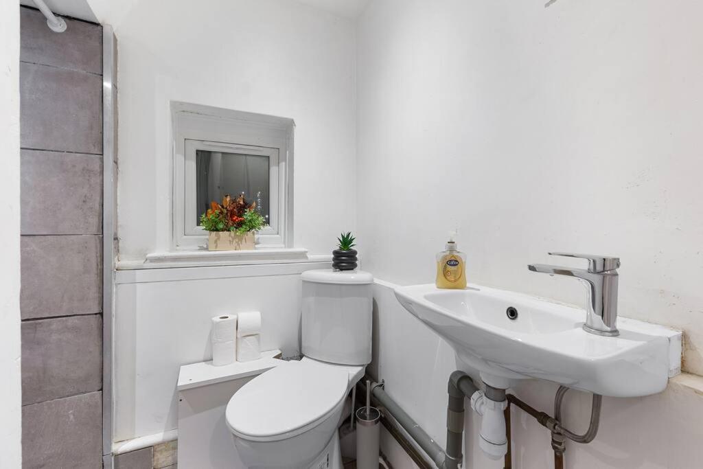 Holiday Home Near Kings Cross Sleep 12 Sp7 London Luaran gambar