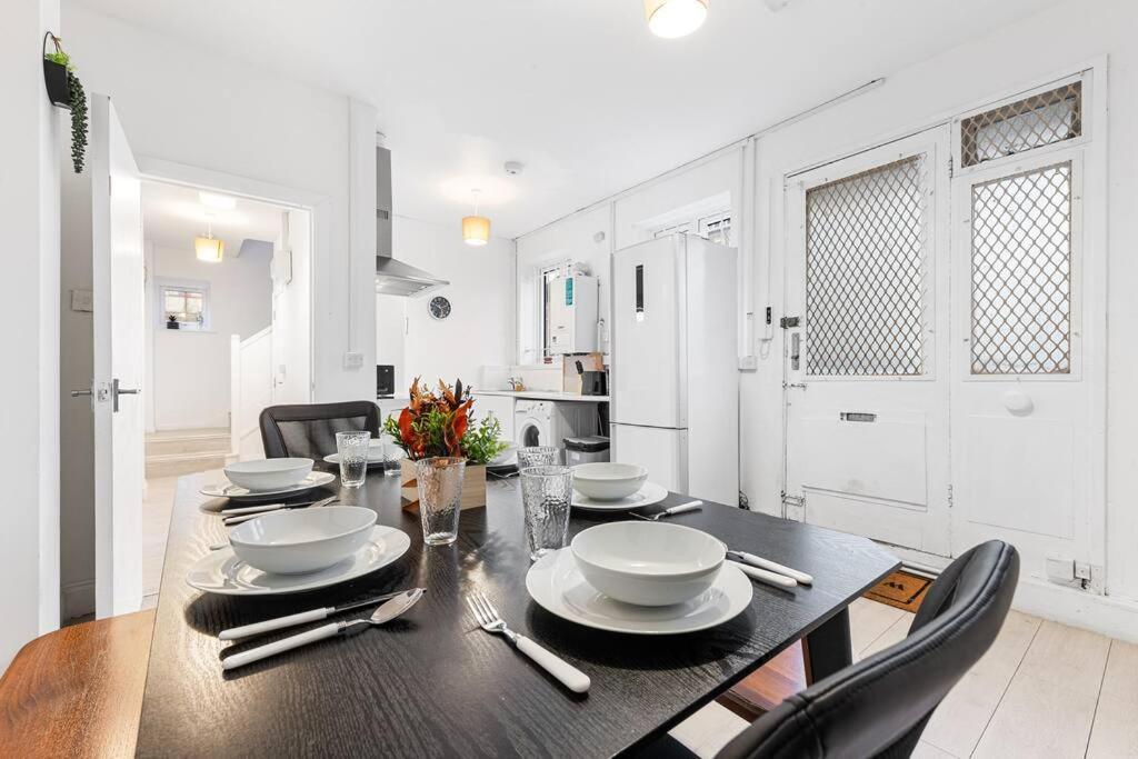 Holiday Home Near Kings Cross Sleep 12 Sp7 London Luaran gambar