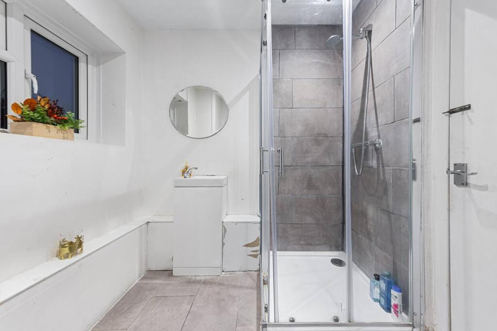 Holiday Home Near Kings Cross Sleep 12 Sp7 London Luaran gambar