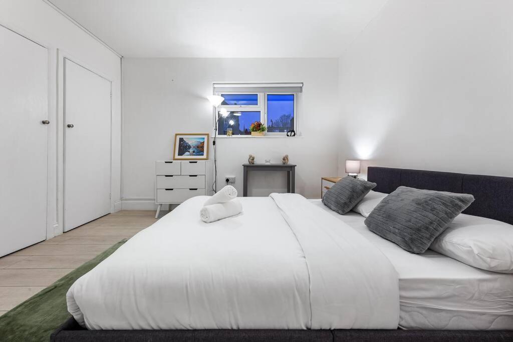 Holiday Home Near Kings Cross Sleep 12 Sp7 London Luaran gambar