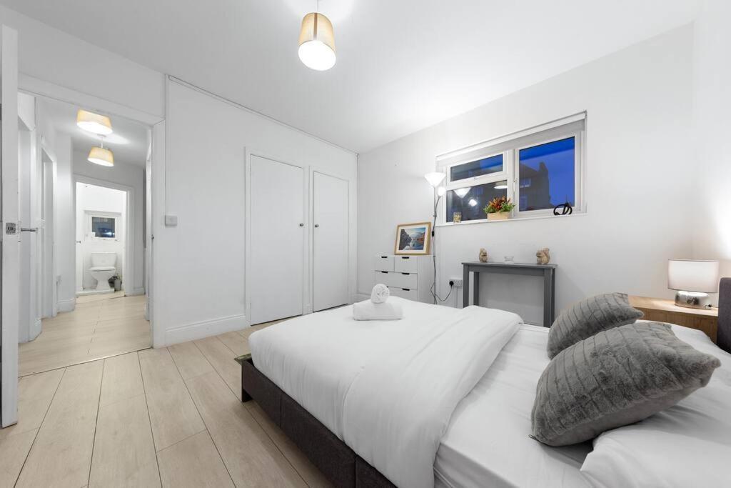 Holiday Home Near Kings Cross Sleep 12 Sp7 London Luaran gambar