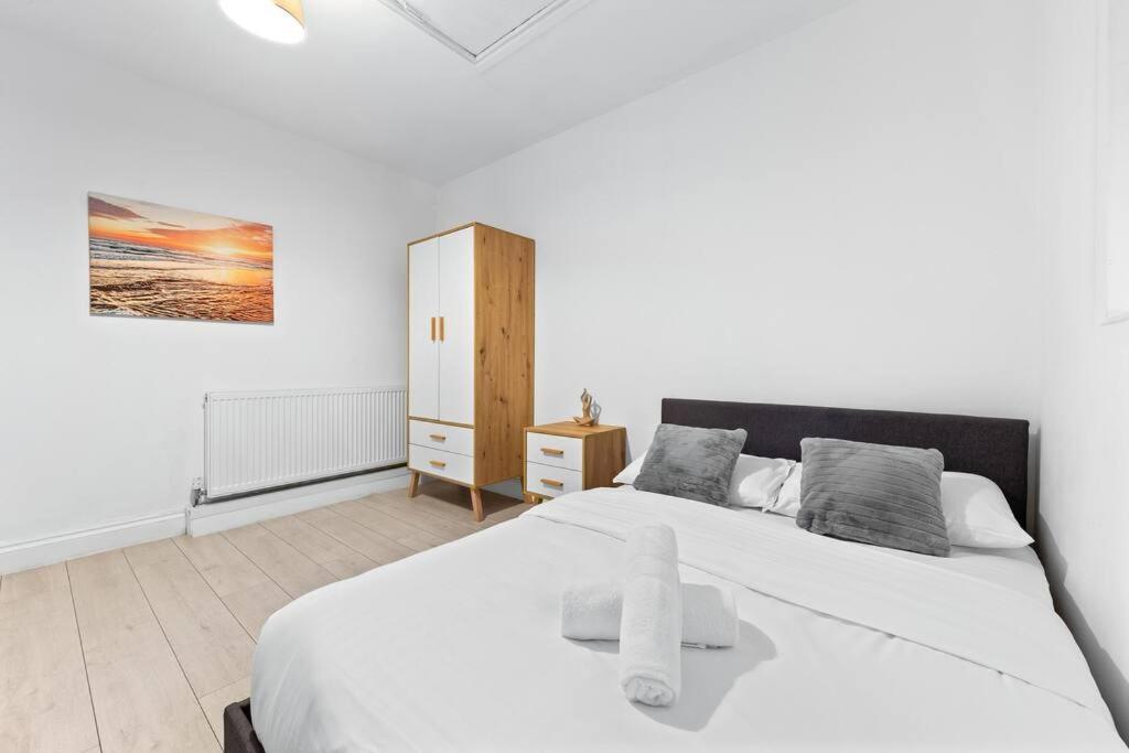 Holiday Home Near Kings Cross Sleep 12 Sp7 London Luaran gambar