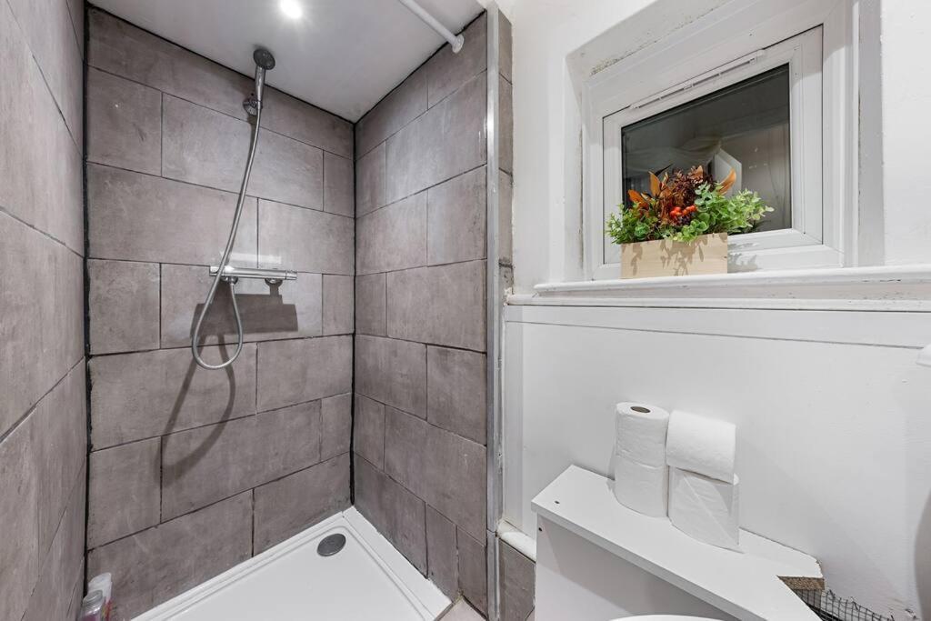 Holiday Home Near Kings Cross Sleep 12 Sp7 London Luaran gambar