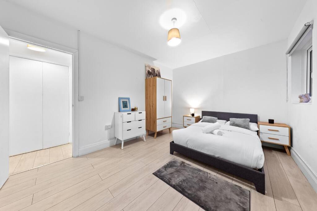 Holiday Home Near Kings Cross Sleep 12 Sp7 London Luaran gambar